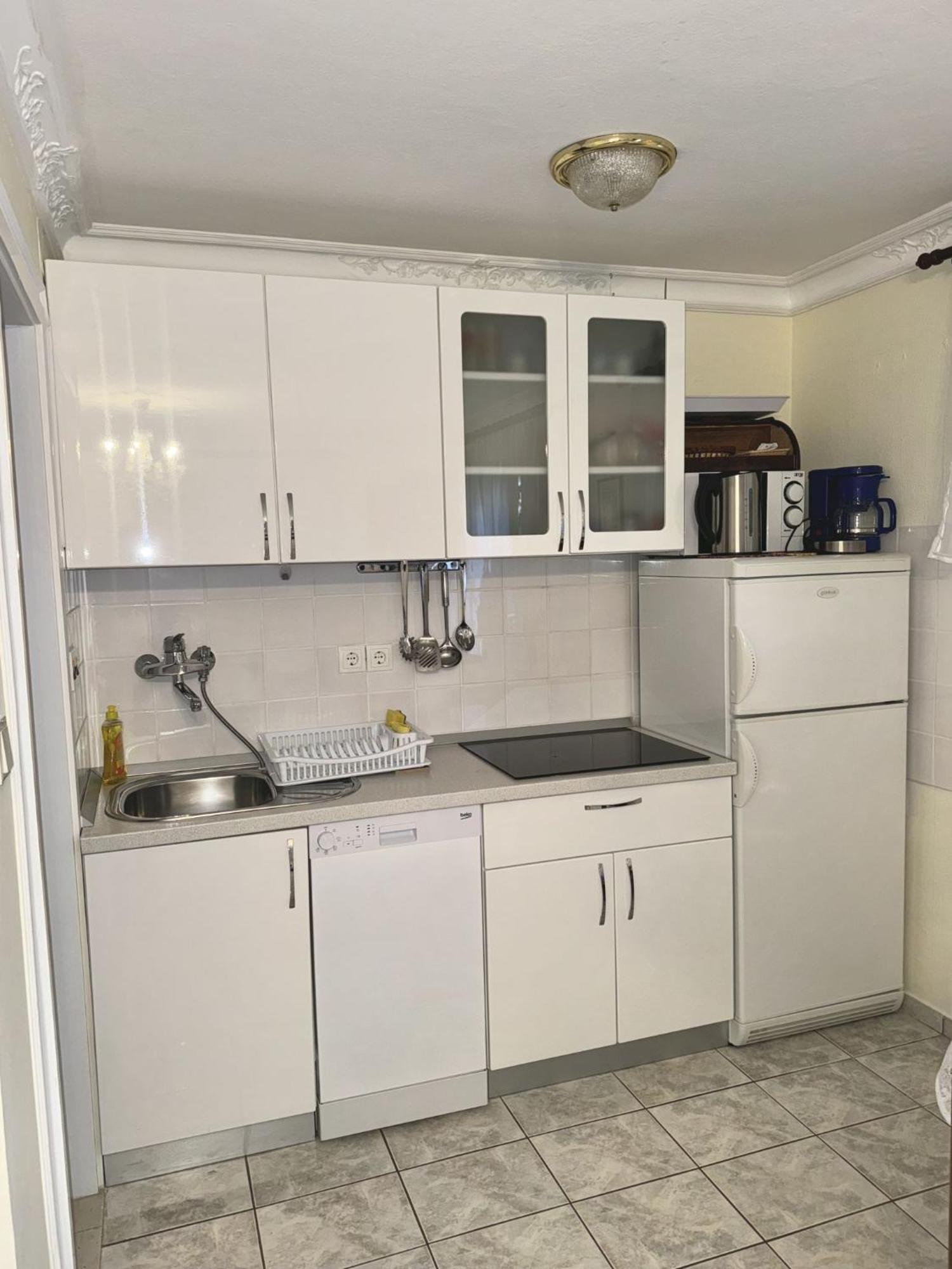 Basina Apartments And Room Makaj מראה חיצוני תמונה