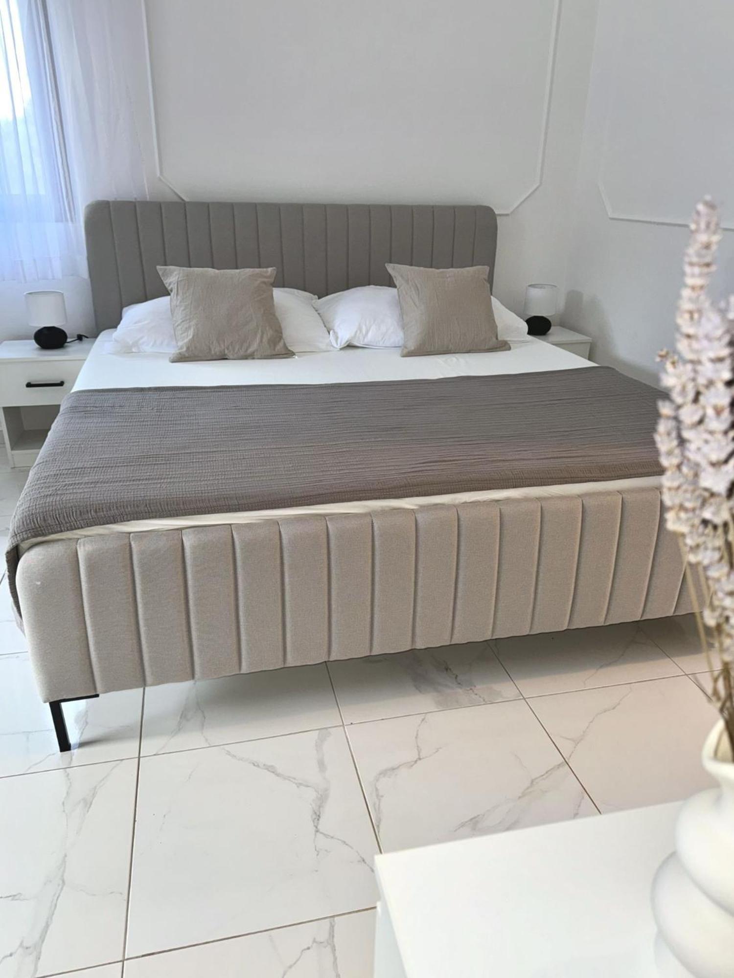 Basina Apartments And Room Makaj מראה חיצוני תמונה
